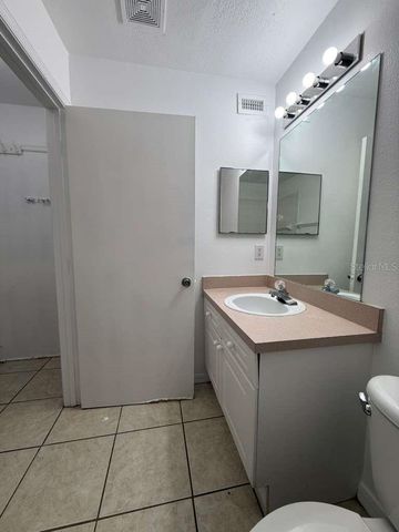 235 MANGO DRIVE B, Davenport, FL 33897