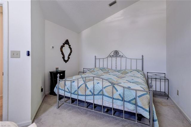 1324 Stillwater CT, Newport News, VA 23602