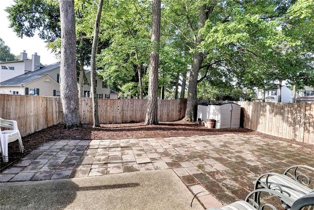 1324 Stillwater CT, Newport News, VA 23602