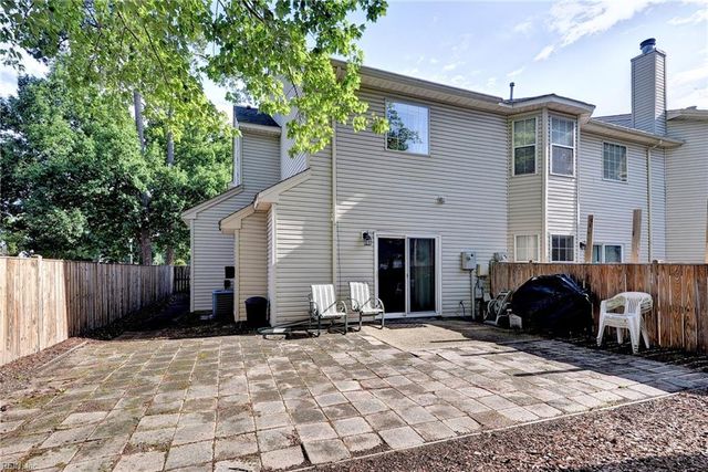 1324 Stillwater CT, Newport News, VA 23602