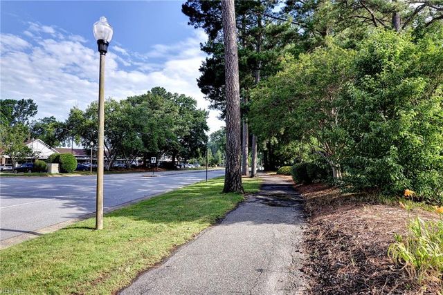 1324 Stillwater CT, Newport News, VA 23602
