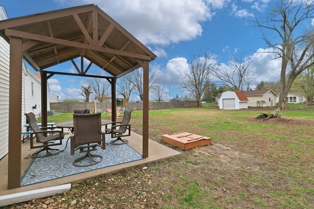 3709 Morton Drive, East Moline, IL 61244