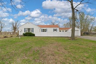 3709 Morton Drive, East Moline, IL 61244