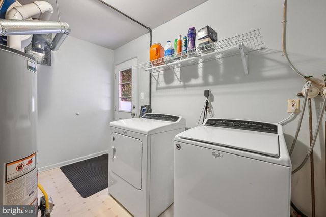 9 HUNTINGTON CT, Marlton, NJ 08053