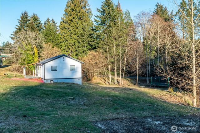 1502 Columbia Street, Cathlamet, WA 98612