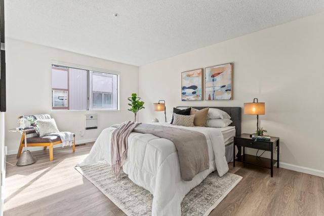 25192 Copa Del Oro Drive 104, Hayward, CA 94545