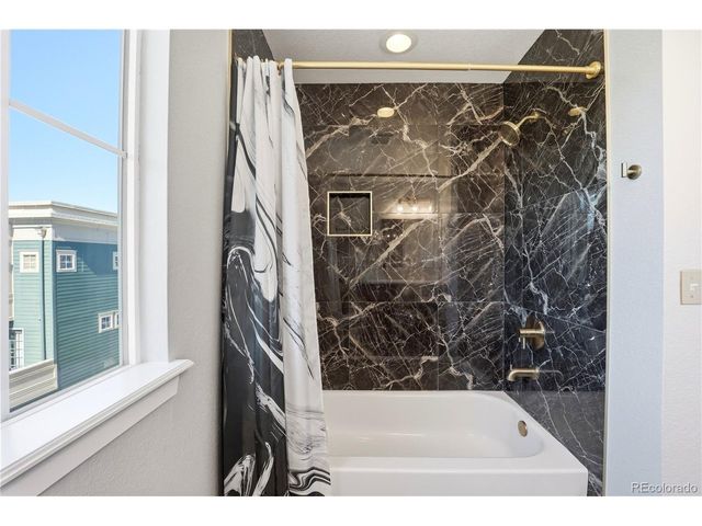 9368 E 107th Pl, Henderson, CO 80640