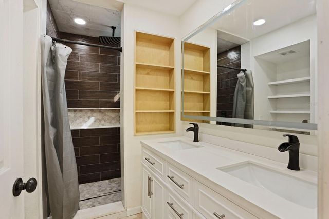 1212 Mcknight Ct, Modesto, CA 95351