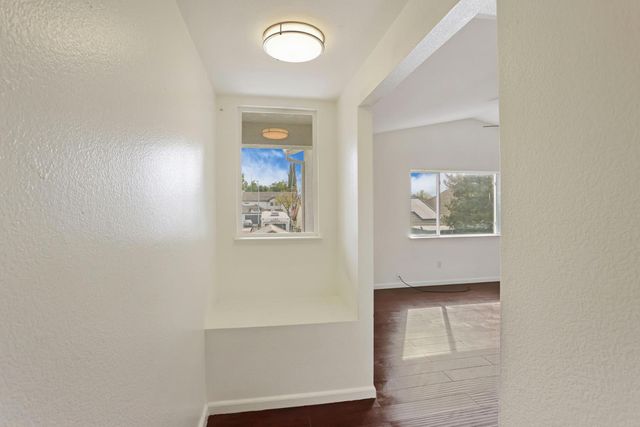 1212 Mcknight Ct, Modesto, CA 95351