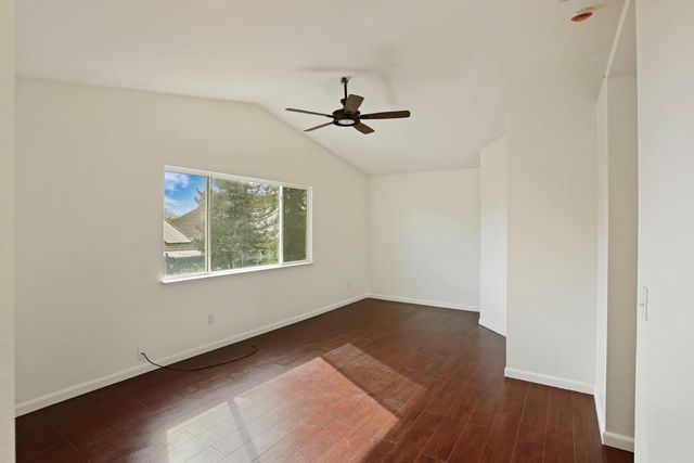 1212 Mcknight Ct, Modesto, CA 95351