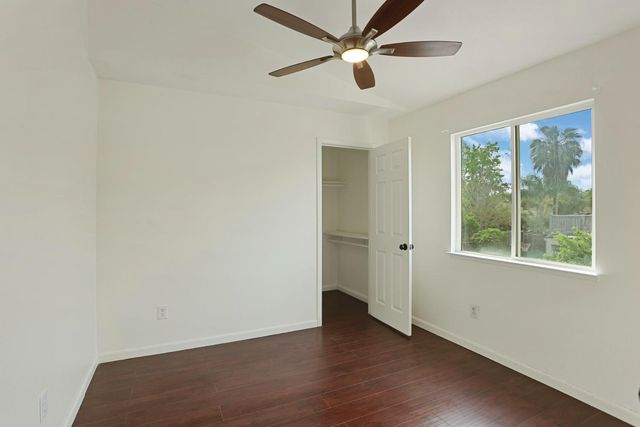 1212 Mcknight Ct, Modesto, CA 95351