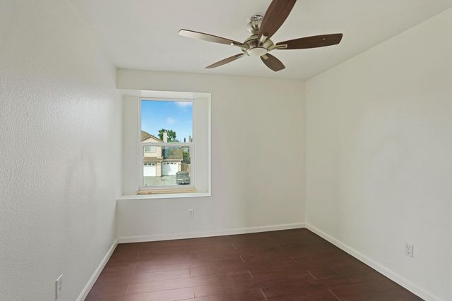 1212 Mcknight Ct, Modesto, CA 95351