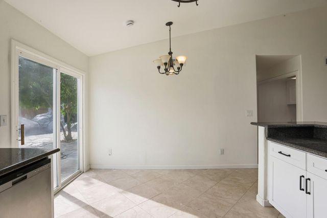 1212 Mcknight Ct, Modesto, CA 95351