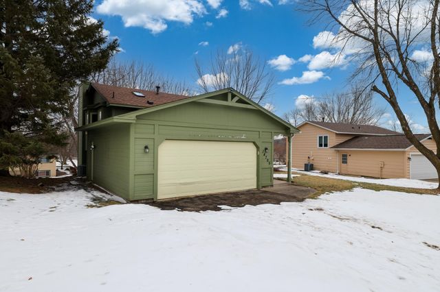 14705 Fieldcrest Lane, Burnsville, MN 55306
