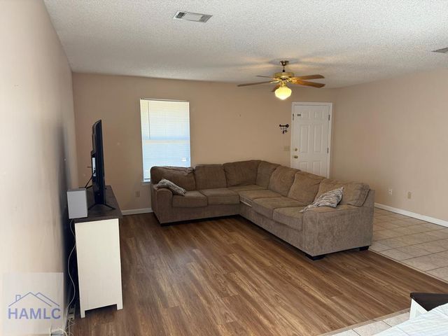 757 Melissa Drive, Hinesville, GA 31313