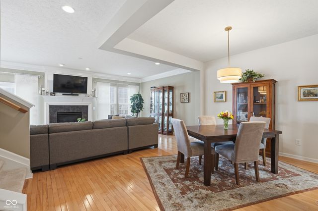 806 Ivy Lane, Carmel, IN 46032