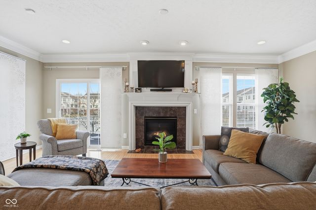 806 Ivy Lane, Carmel, IN 46032