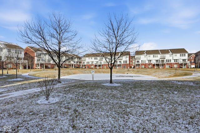 806 Ivy Lane, Carmel, IN 46032