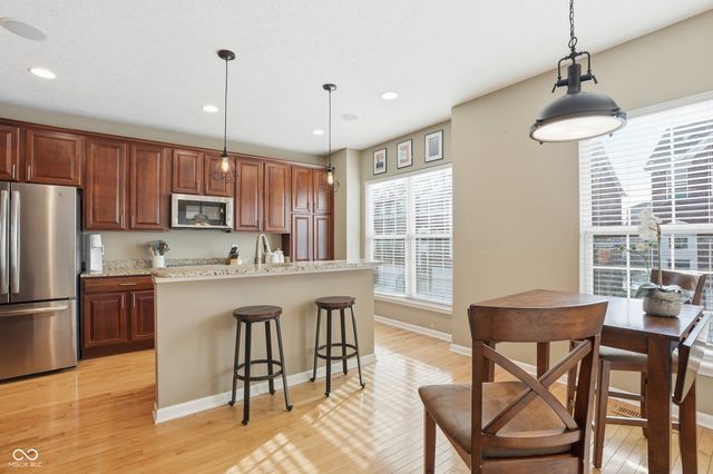 806 Ivy Lane, Carmel, IN 46032