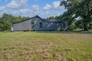 2071 W Point Tap Road, Palestine, TX 75803