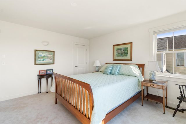 22 Aiken Street, South Burlington, VT 05403