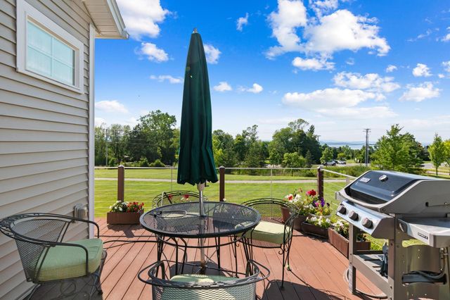 22 Aiken Street, South Burlington, VT 05403