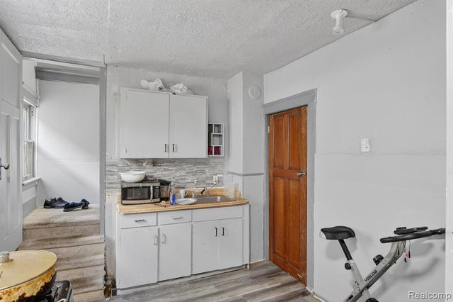 13486 Gallagher Street, Hamtramck, MI 48212