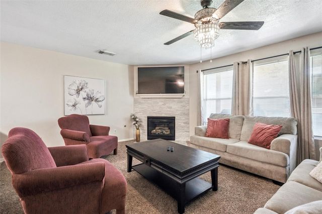 7207 Foxvista Lane, Humble, TX 77338