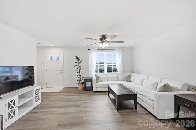 193 Crownpiece Street, Troutman, NC 28166