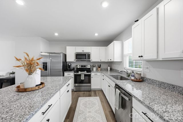 193 Crownpiece Street, Troutman, NC 28166