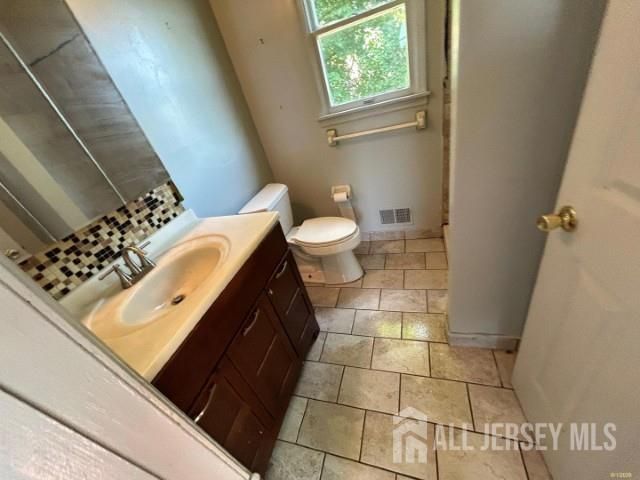 59 E New Street, Sewaren, NJ 07077