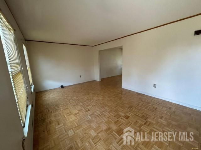 59 E New Street, Sewaren, NJ 07077