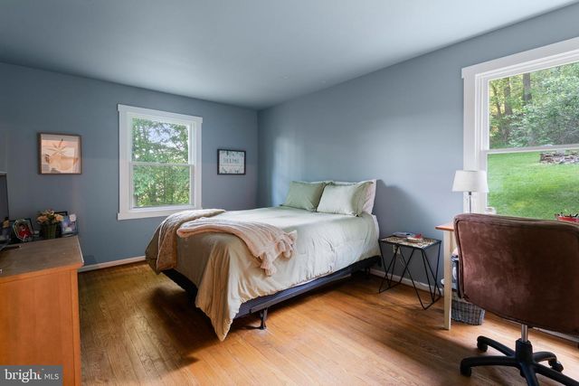 2330 HORSESHOE TRL, Chester Springs, PA 19425