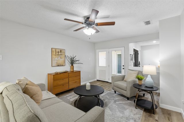 2619 Fallcreek Drive, Carrollton, TX 75006