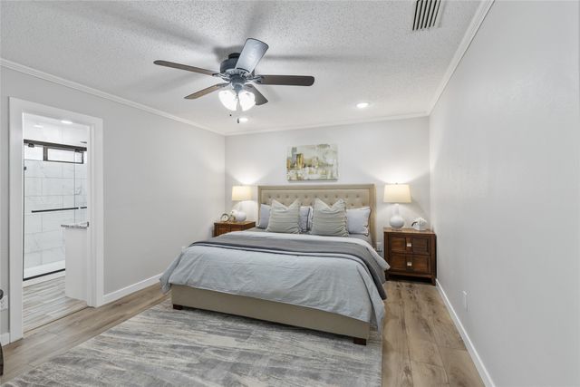 2619 Fallcreek Drive, Carrollton, TX 75006