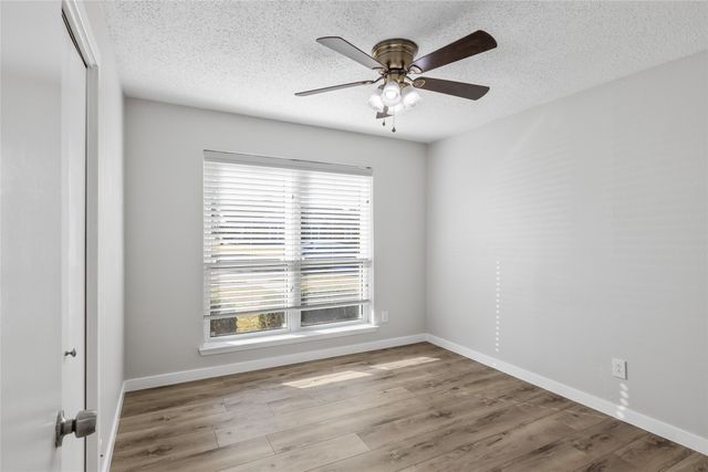 2619 Fallcreek Drive, Carrollton, TX 75006