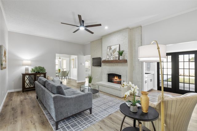 2619 Fallcreek Drive, Carrollton, TX 75006