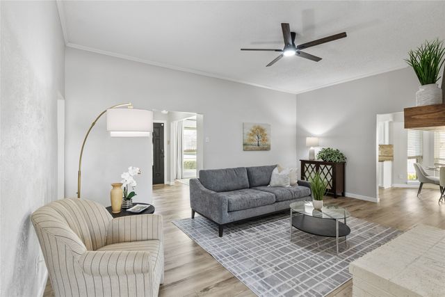 2619 Fallcreek Drive, Carrollton, TX 75006