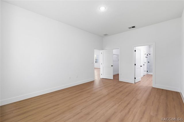 8041 N Pickinz Way, Citrus Springs, FL 34433