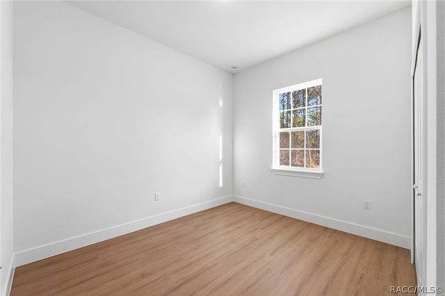 8041 N Pickinz Way, Citrus Springs, FL 34433