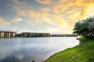 850 SW 138th Ave 411D, Pembroke Pines, FL 33027