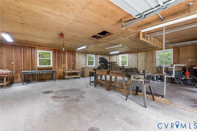 24925 Smith Grove Rd, North Dinwiddie, VA 23803