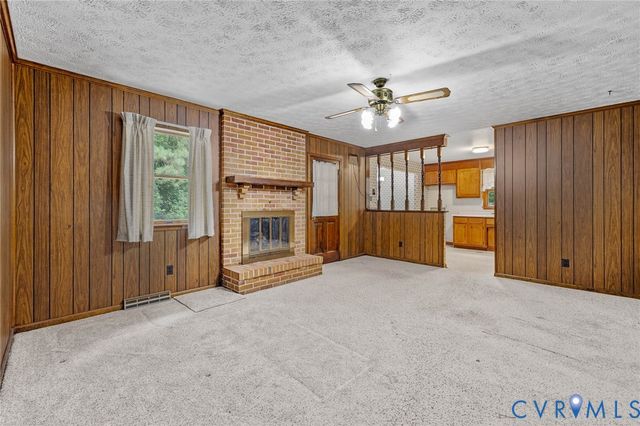 24925 Smith Grove Rd, North Dinwiddie, VA 23803