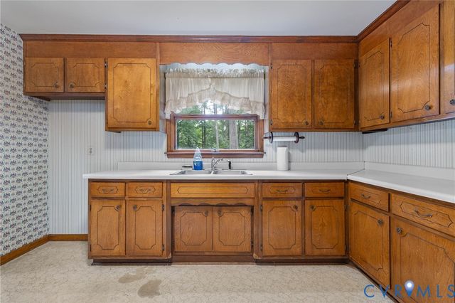 24925 Smith Grove Rd, North Dinwiddie, VA 23803