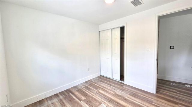 8180 Suncoast DR, North Fort Myers, FL 33917