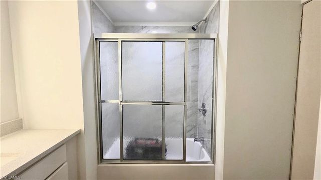 8180 Suncoast DR, North Fort Myers, FL 33917