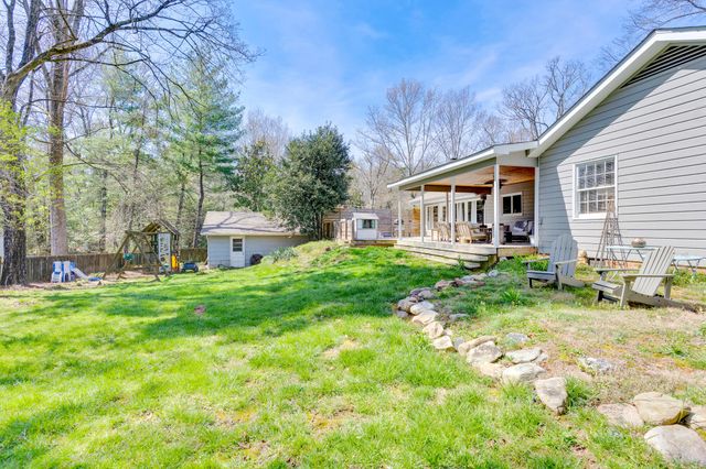 309 Marvin Lane, Lookout Mountain, GA 30750