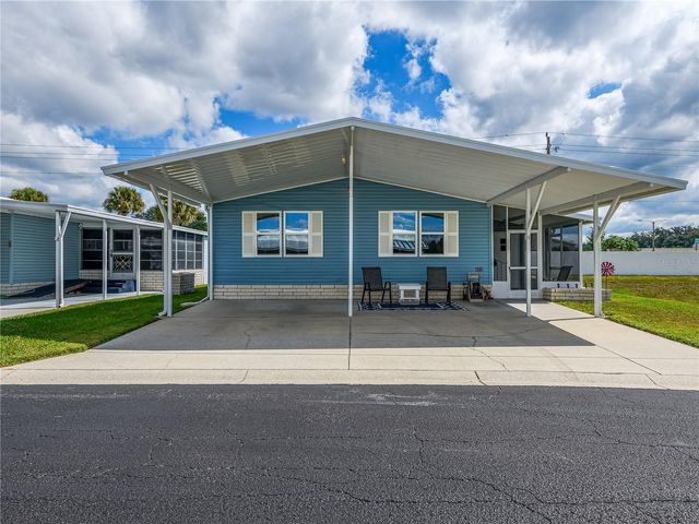 4050 CAREFREE WAY, Zephyrhills, FL 33541