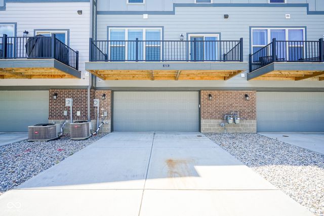 8239 Bostic Drive, Fishers, IN 46038