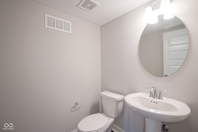 8239 Bostic Drive, Fishers, IN 46038